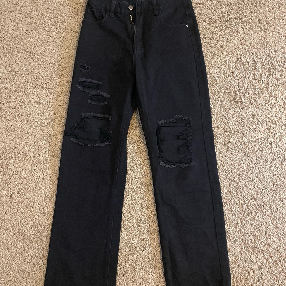 Women’s Black Distressed Jeans